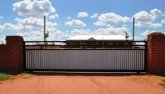 Sliding Gate - Sunraysia Garage Doors Sliding Gate - Sunraysia Garage Doors